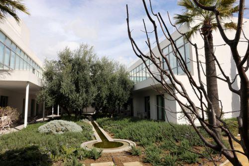 Η Βουλή ψήφισε νόμο - πλαίσιο για την ανακουφιστική φροντίδα