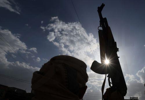 Οι ΗΠΑ συνεχίζουν τις επιδρομές εναντίον των Χούθι της Υεμένης