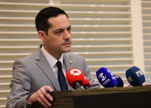 Κυκλοφορεί ψευδές βίντεο του ΠτΔ κατασκευασμένο με ΑΙ, καταγγέλλει ο Εκπρόσωπος