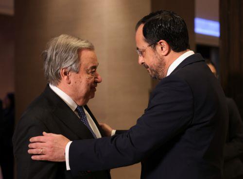 Ο ΓΓ ΟΗΕ στις Βρυξέλλες για επαφές με ΕΕ, θα έχει συνάντηση την Τετάρτη και με ΠτΔ