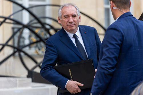 Γαλλία: Πολιτικοί τριγμοί από πρόταση Μπαϊρού για δημοψήφισμα για δημοσιονομική εξυγίανση