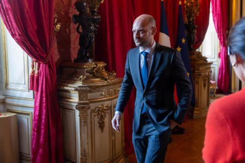 Το Ιράν δεν πρέπει να αποκτήσει ποτέ πυρηνική βόμβα, λέει ο Γάλλος ΥΠΕΞ