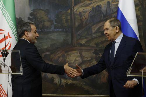 Το Ιράν λέει πως η συμφωνία για πυρηνικά με ΗΠΑ είναι πιθανή με στήριξη Ρωσίας