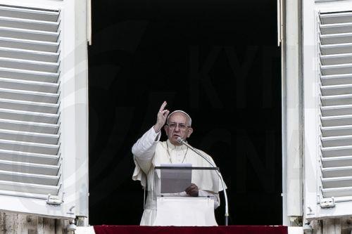 Η Ευρώπη θρηνεί τον Πάπα Φραγκίσκο, ηχηρό «αντίο» από την Παναγία των Παρισίων