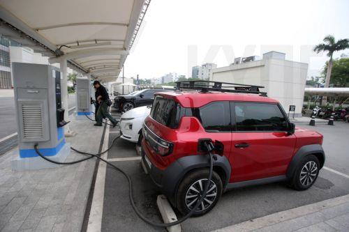 Ανοίγει εκ νέου η πύλη αιτήσεων για χορηγίες ηλεκτροκίνησης