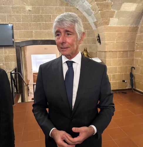 I wish sports will regain ability to serve as a channel for peace, Italian Minister for Sport tells CNA