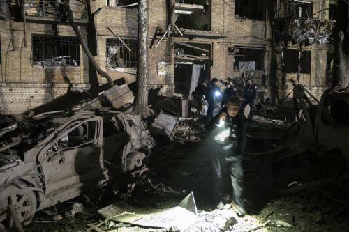 Το πλήγμα κατά Κιέβου δείχνει ότι η Ρωσία θέλει συνέχιση πολέμου, λέει ο Ουκρανός ΥΠΕΞ