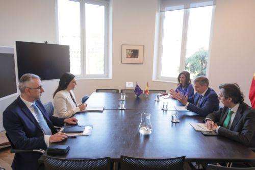 H Ραουνά συζήτησε με Ισπανό ομόλογό της θέματα Κυπριακής Προεδρίας ΕΕ