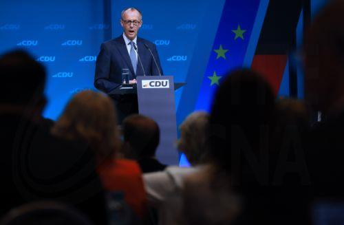 O Μερτς παρουσίασε τα ονόματα των Υπουργών του κόμματος του