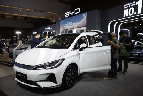 Αυστηρή προειδοποίηση σε κατασκευαστές αυτοκινήτων από Κίνα για «πόλεμο τιμών»