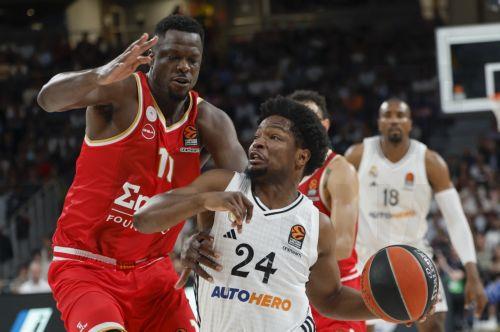 Η Ρεάλ μείωσε 2 - 1 στις νίκες επί του Ολυμπιακού, στο φάιναλ φορ η Φενερμπαχτσέ