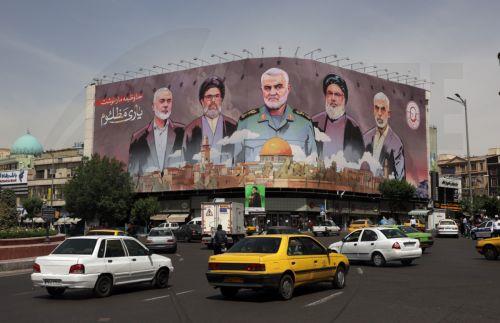 Σκοτώθηκε ο επικεφαλής Φρουρών της Επανάστασης από ισραηλινό βομβαρδισμό, μεταδίδουν κρατικά ΜΜΕ Ιράν