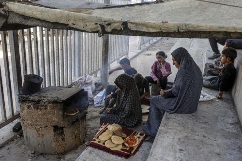 Το Ισραήλ μιλά για εσωτερική μετακίνηση κατοίκων Γάζας ενόψει νέων επιχειρήσεων