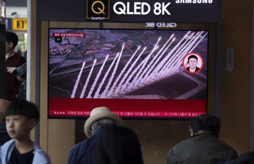 Η Βόρεια Κορέα εκτόξευσε πυραύλους κρουζ