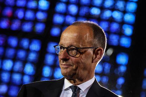 Αποφασίζουμε εμείς για εσωτερική πολιτική και όχι κάποια αμερικανική κυβέρνηση, λέει ο Μερτς