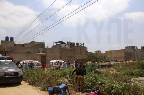 Ισχυρές εκρήξεις σε αεροδρόμιο στο ινδικό Κασμίρ, μπλακ άουτ στην πόλη