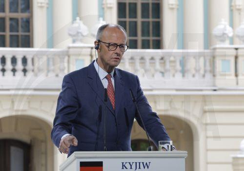 Κάθε άλλο παρά επαρκής η ρωσική πρόταση για συνομιλίες με Ουκρανία, λέει ο Μερτς