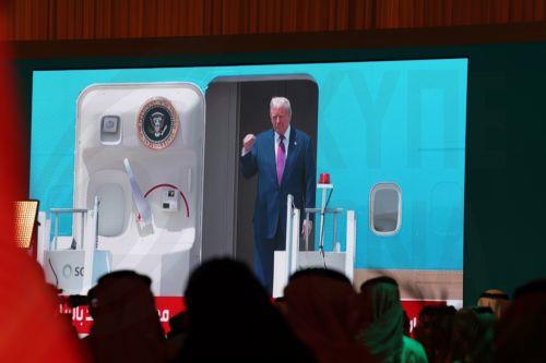 Επίσκεψη Τραμπ σε χώρες του Κόλπου για μεγάλες οικονομικές συμφωνίες