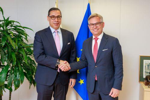 Την προσπάθεια για ένταξη στο Σένγκεν συζήτησε ο Κόμπος με τον Επίτροπο Μπρούνερ