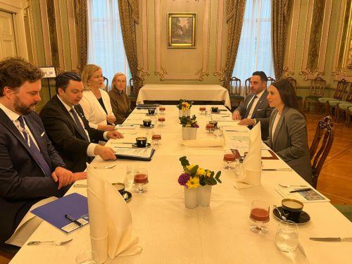 Toυς στόχους της Κυπριακής Προεδρίας ΕΕ ανέλυσε στον Φινλανδό ομόλογό της η Ραουνά