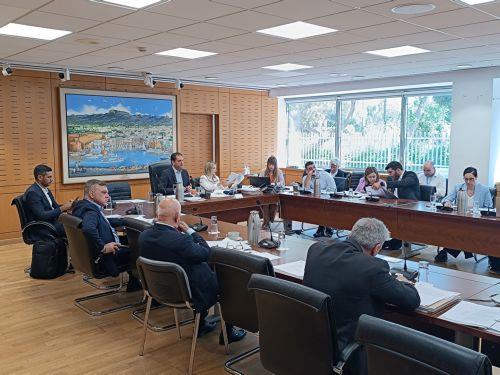 Η Επ. Εσωτερικών εξετάζει πρόταση για έλεγχο επικίνδυνων οικοδομών