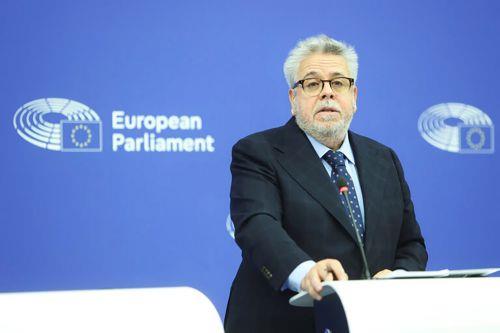 Τον Ε. Ιμάμογλου επισκέφθηκε στη φυλακή ο εισηγητής του ΕΚ για την Τουρκία