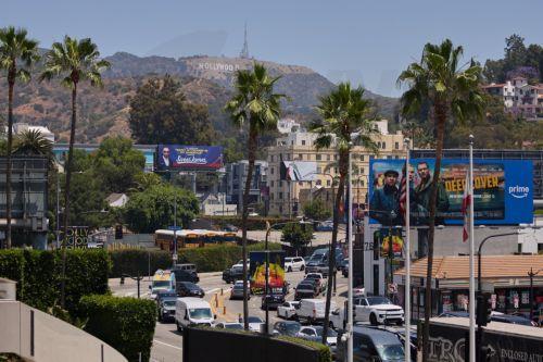 Ο Τζος Ντουάμελ περιγράφει την ήσυχη ζωή του μακριά από το Χόλιγουντ