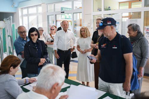 Ο Πρωθυπουργός Τουσκ θα ζητήσει ψήφο εμπιστοσύνης από το Κοινοβούλιο