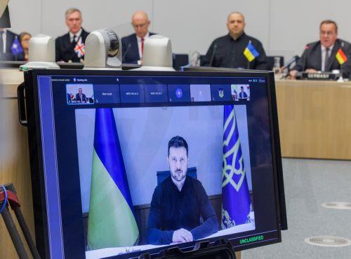 Ρωσία: Βρετανία και ΕΕ υπονομεύουν τη διευθέτηση της σύγκρουσης στην Ουκρανία