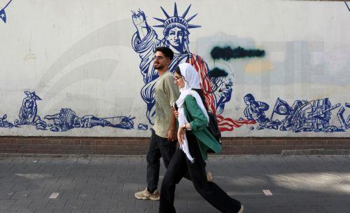 Ο Τράμπ κάλεσε το Ισραήλ να μην πλήξει το Ιράν, καθώς μια συμφωνία είναι πιθανή