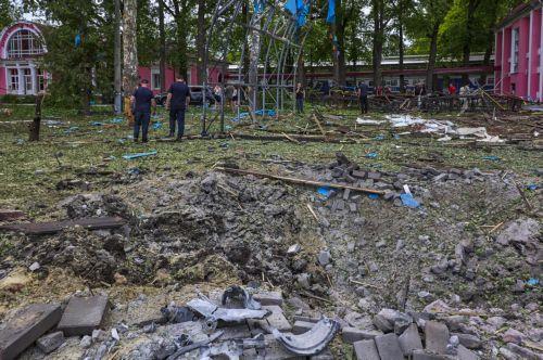 Τουλάχιστον δυο νεκροί, 28 τραυματίες σε πλήγματα drones της Ρωσίας στο Χάρκοβο