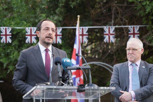 ΠτΔ: Βασιζόμαστε στη συνεχή υποστήριξη του ΗΒ για την επανένωση της Κύπρου