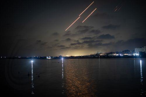 Ξεκίνησε η επίθεση σε δεκάδες στόχους στο Ισραήλ, σύμφωνα με Φρουρούς της Επανάστασης