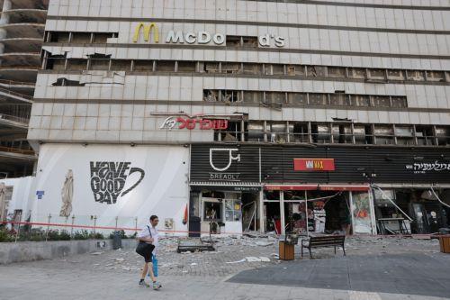 Ζημιές σε πυρηνικές εγκαταστάσεις ανακοίνωσε το Ιράν, τρεις νεκροί στο Ισραήλ