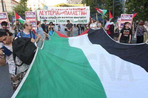 Γραφειοκρατία και αδιάκριτες συμπεριφορές προς τα άτομα ΛΟΑΤΚΙ+ κατέδειξε έρευνα