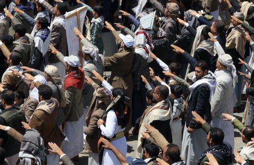 Οι Χούθι διαμηνύουν ότι θα παρέμβουν για να υποστηρίξουν το Ιράν στη σύγκρουση με το Ισραήλ