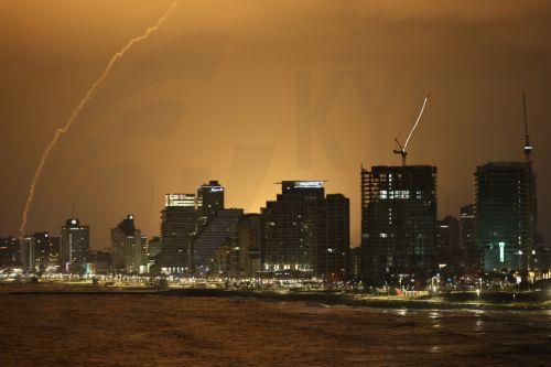 Πολλοί τραυματίες σε πλήγματα πυραύλων του Ιράν στη Χάιφα,σύμφωνα με ΜΜΕ