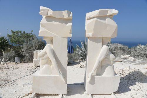 Με 27 έργα από 15 καλλιτέχνες ολοκληρώθηκε το 10ο Διεθνές Συμπόσιο Γλυπτικής Αγ.Νάπας