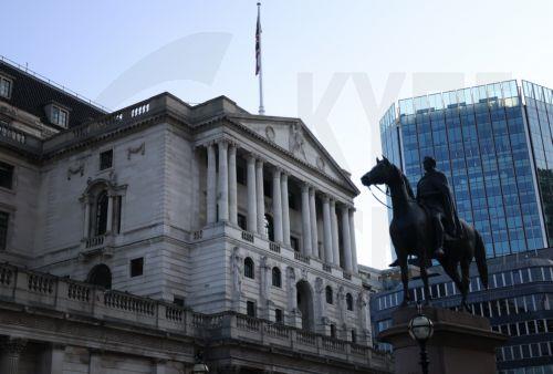 Σταθερό παραμένει το επιτόκιο της Τράπεζας της Αγγλίας
