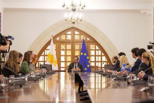 ΠτΔ: Οι εξελίξεις στη Μ. Ανατολή θα επηρεάσουν το πώς Ελλάδα-Κύπρος βλέπουν την κατάσταση