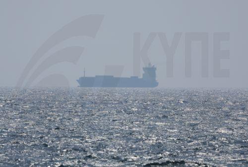 Μειώνεται το κόστος διέλευσης από τον Κόλπο ενώ διατηρείται η εκεχειρία Ισραήλ-Ιράν