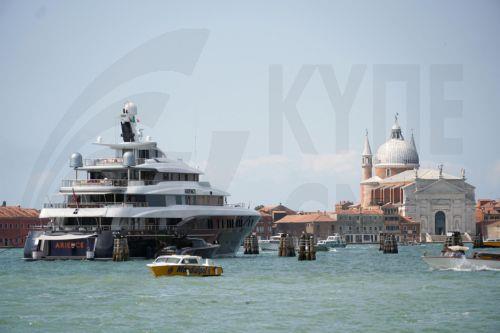 Ο φαντασμαγορικός γάμος του Τζεφ Μπέζος και της Λόρεν Σάντσεζ