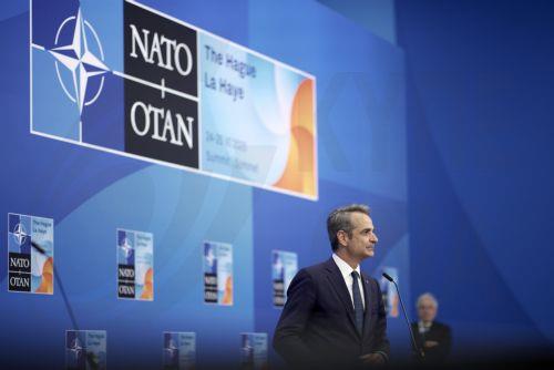 Συνάντηση Μητσοτάκη-Ερντογάν στο περιθώριο της Συνόδου του ΝΑΤΟ