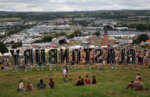 Εξαντλήθηκαν τα εισιτήρια για το Φεστιβάλ Glastonbury σε μόλις 42 λεπτά