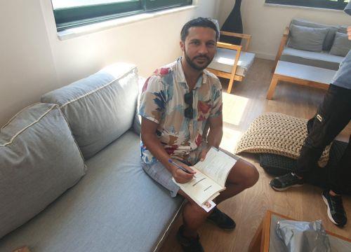 Το ηλιοβασίλεμα της Ελαίας πηγή έμπνευσης για το συγγραφέα Ανδρέα Ηλιόπουλο