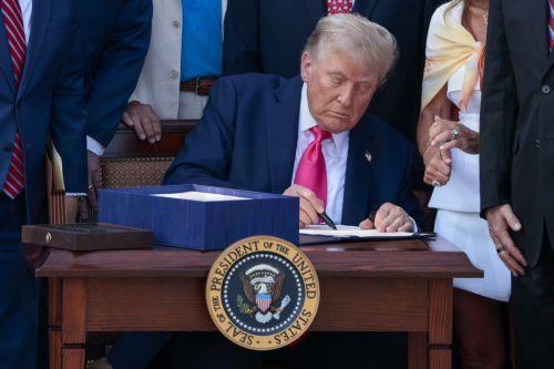 Ενδεχομένως συμφωνία για Γάζα την επόμενη εβδομάδα, λέει ο Τραμπ, δυσαρέσκεια για Πούτιν