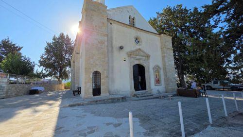 Δεν ενημερώθηκε η Ι.Σ. για τις προθέσεις Τυχικού, λέει ο Εκπρόσωπος Τύπου Αρχιεπισκοπής