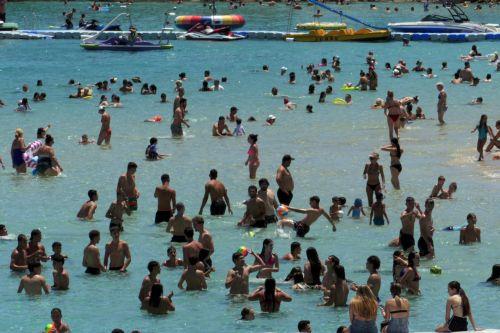 Μειωμένες 4,9% τον Μάιο οι αφίξεις τουριστών, 13,3% πτώση στο πεντάμηνο
