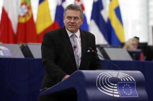 Η ΕΕ θα επιδιώξει συμφωνία με ΗΠΑ, ετοιμάζει όμως αντίμετρα, λέει ο Επίτροπος Σέφτσοβιτς