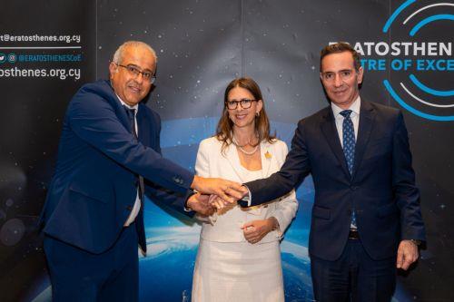 Υπογραφή Μνημονίου ΤΕΠΑΚ-CCC για Συνεργασία στην Παρατήρηση Γης